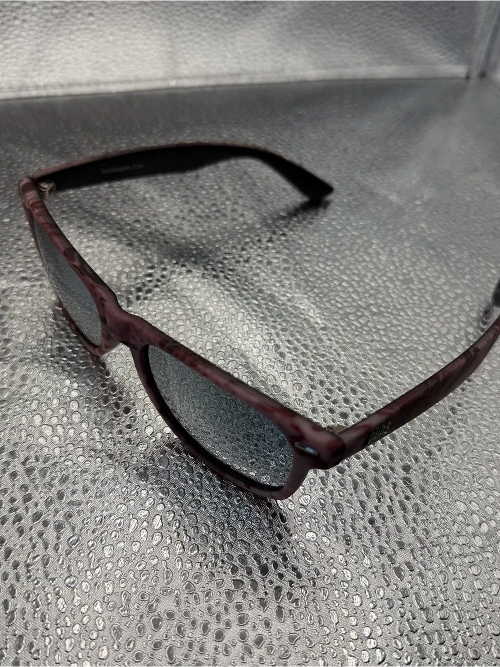 PUGS CA4 Black Sunglasses Arm - Logo Detail Pink Marble